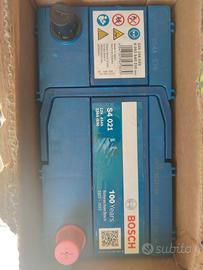 batteria bosh s4021 nuova