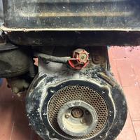 Motore a scoppio per betoniera