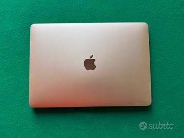 Macbook Air  13” M1  color oro