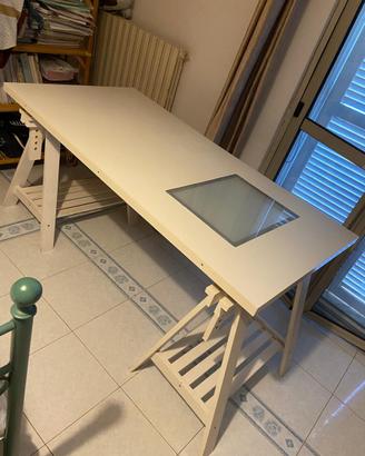 Scrivania IKEA