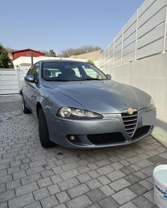 Alfa romeo 147