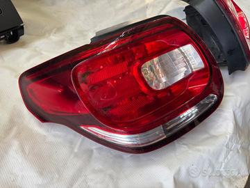 Faro Fanale posteriore sinistro Citroen DS DS3
