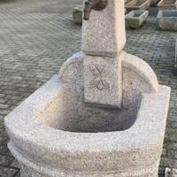 Fontana in vera pietra granito