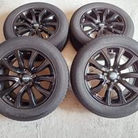 Cerchi neri range rover