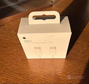 Cavo Apple porta USB-C a USB-C
