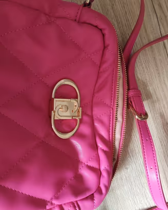 Borsa tracolla matelassè fuxia Liu Jo"