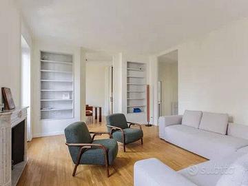 Appartamento di 170 m² con 5 locali a Milano