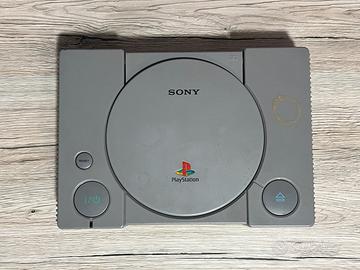 Playstation 1 (PS1)