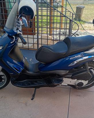 Beverly 250