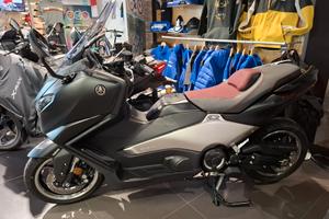 Yamaha T Max 560 25th ANNIVERSARIO