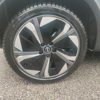 Gomme invernali usate 5.000 km 225/45 R19 96V