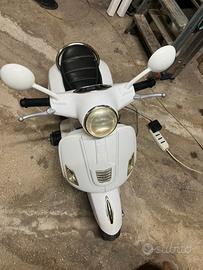 Vespa giocattolo
