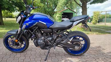 Moto Yamaha mt-07
