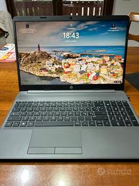 Laptop HP 255 G9  come nuovo