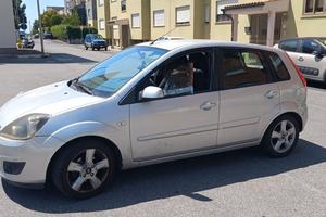 Ford Fiesta 1.2 16V 5p. Titanium