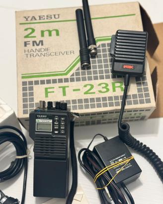 Radio ricetrasmittente Yaesu FT-23R