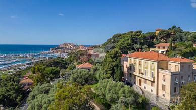 MULTILOCALE A IMPERIA