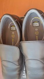 scarpe antinfortunistiche n°44. NUOVE
