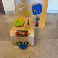 Banco attivita’ in legno