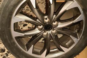 Peugeot 4007 pluriaccessoriata+ 4 cerchi in lega