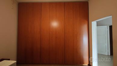 Armadio grande in ciliegio 