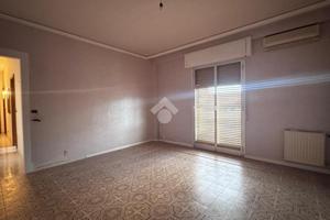 5 LOCALI A RAGUSA