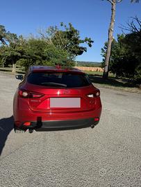 MAZDA Mazda3 2.2 Skyactiv-D Exceed