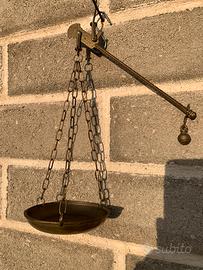 Bilancia di ottone piccola da collezione