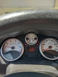 Peugeot 207 nera