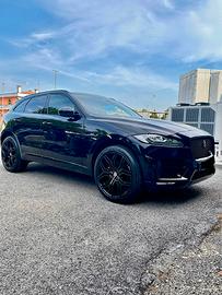 Jaguar F-PACE BLACK EDITION R-DESIGN