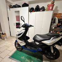 scooter 50 yamaha aerox