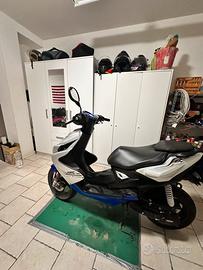 scooter 50 yamaha aerox