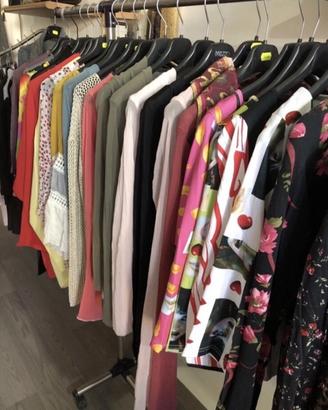 Lotto abbigliamento donna 50 capi misti
