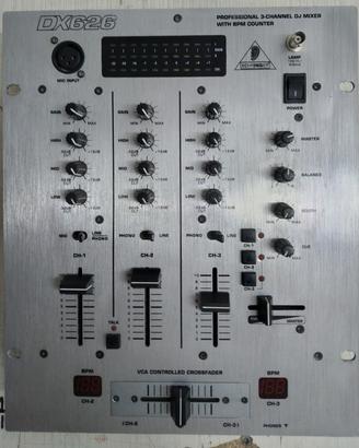 mixer Behringer DX 626