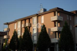 3 LOCALI A LENTATE SUL SEVESO