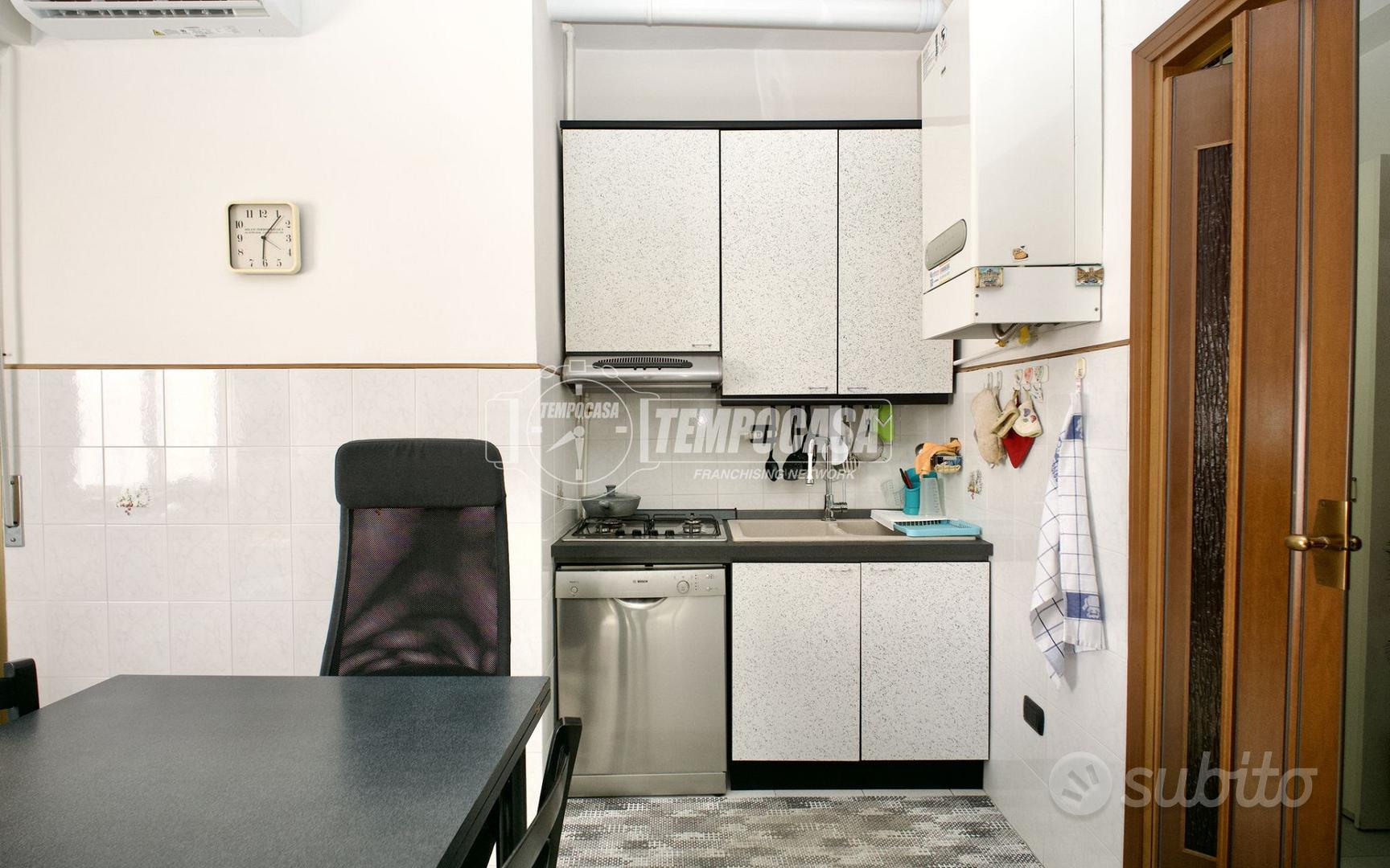 Apartment in Bollate, Milano - Vista 3