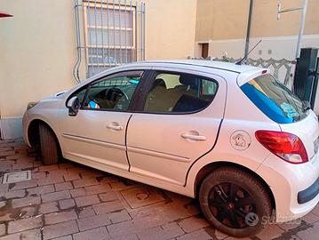 Peugeot 207 plus Diesel