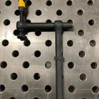 Morsetto di fissaggio per banco da saldatura