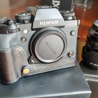 kit Fujifilm X-T3 + 18-55 + custodia in pelle