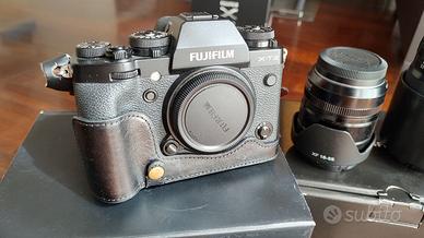 kit Fujifilm X-T3 + 18-55 + custodia in pelle