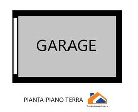 Treviso, Via Albona - Posto auto coperto in garage
