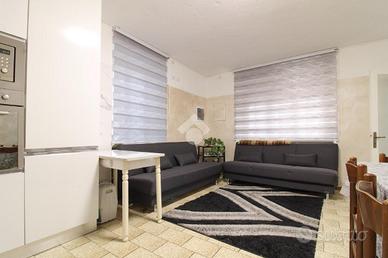 CASA SEMINDIPENDENTE A BARGHE