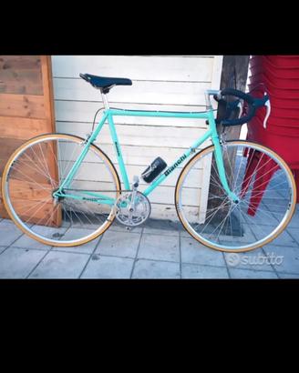 Bianchi retró restaurata