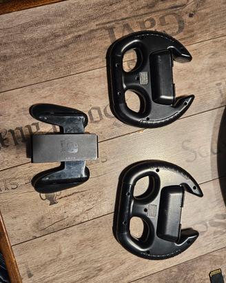 Pro controller nintendo +2 volantini.