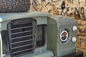 LAND ROVER SERIES
