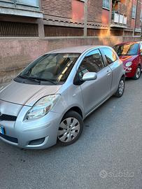 Toyota Yaris 1.3 benzina 3 porte