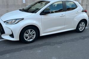 Mazda 2 Full Hybrid (12/2022) - Unico Prop.