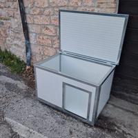 cuccia coibentata per cani