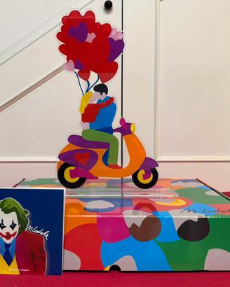Lodola serigrafia plexiglass appoggio kiss motion