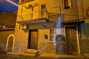 Appartamento tre piani zone parco San Michele